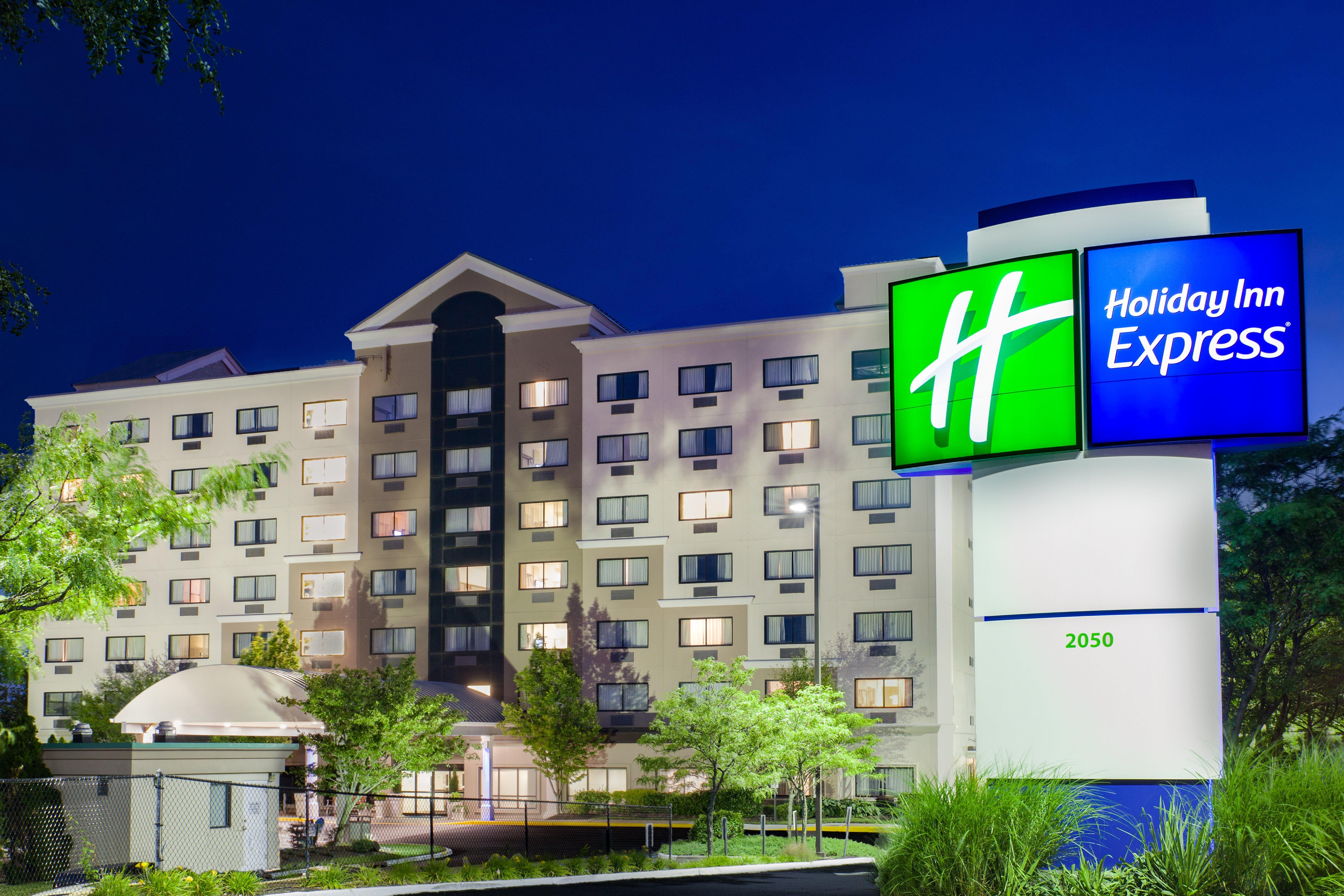 Holiday Inn Express Hauppauge-Long Island, An Ihg Hotel Exterior foto